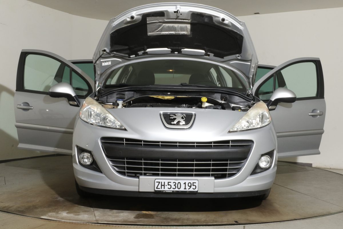 Peugeot 207 - Bild 8