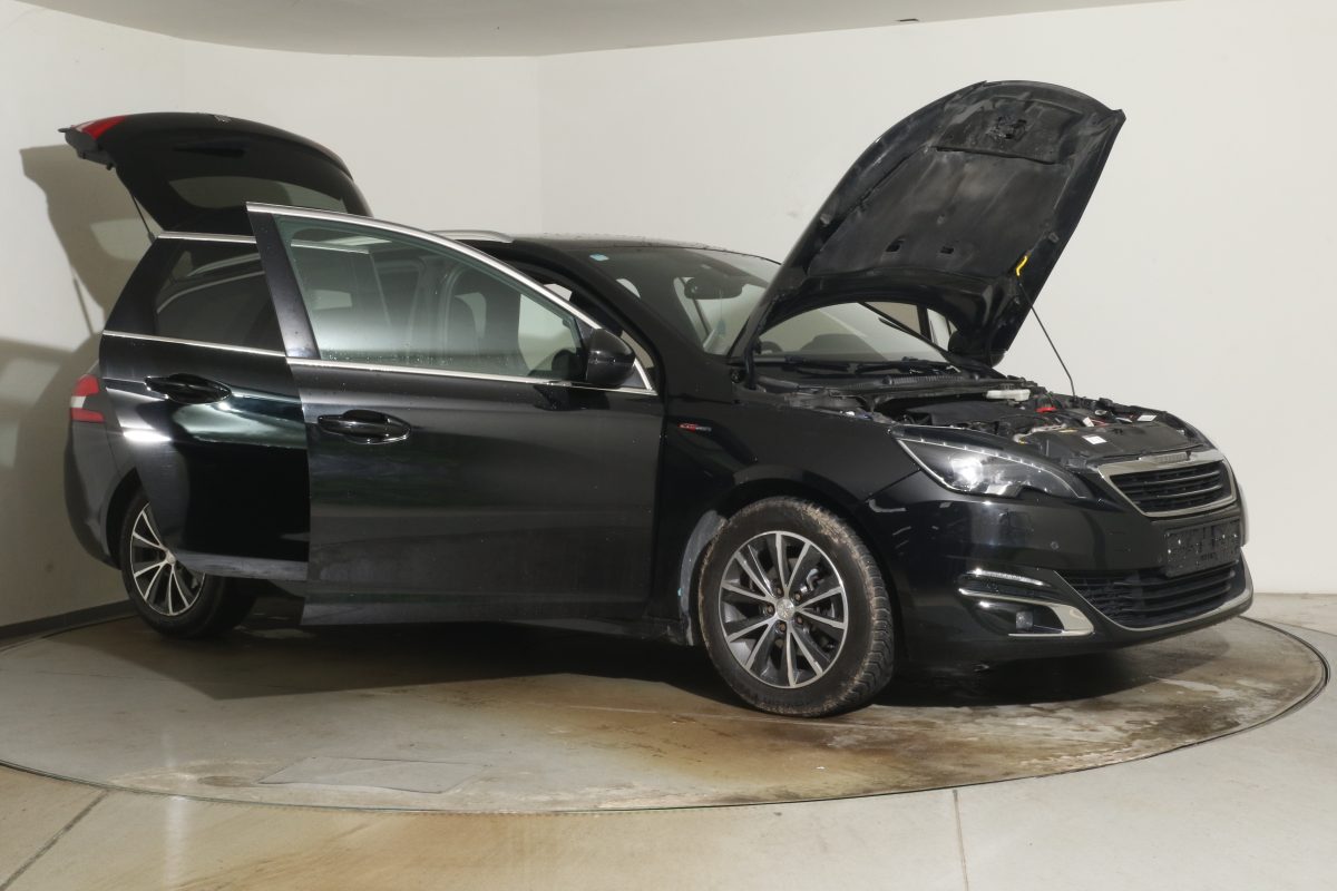 Peugeot 308 - Bild 10