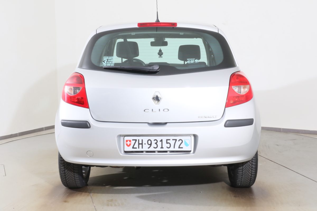 Renault Clio - Bild 10