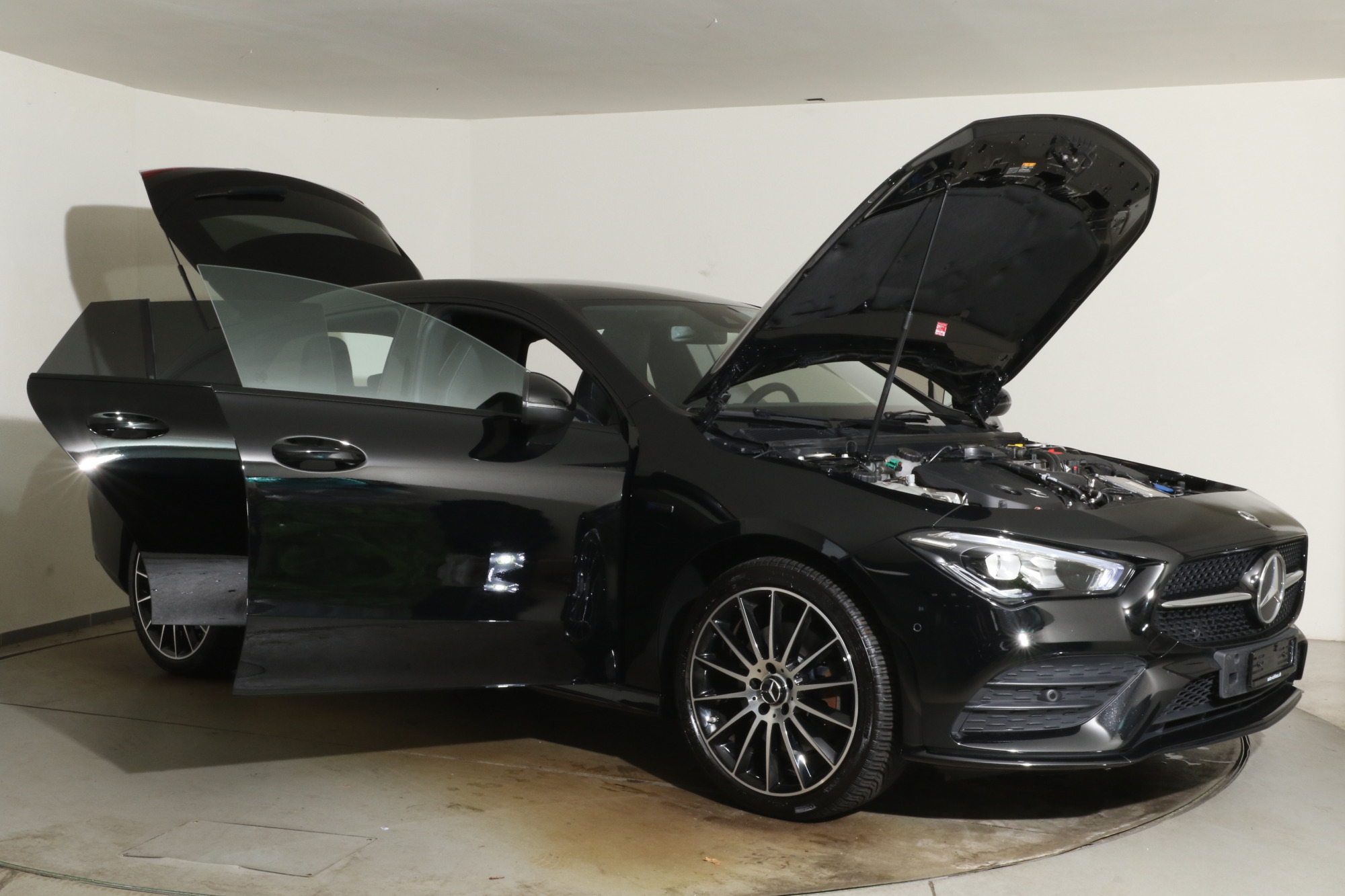 Mercedes-Benz CLA 250e