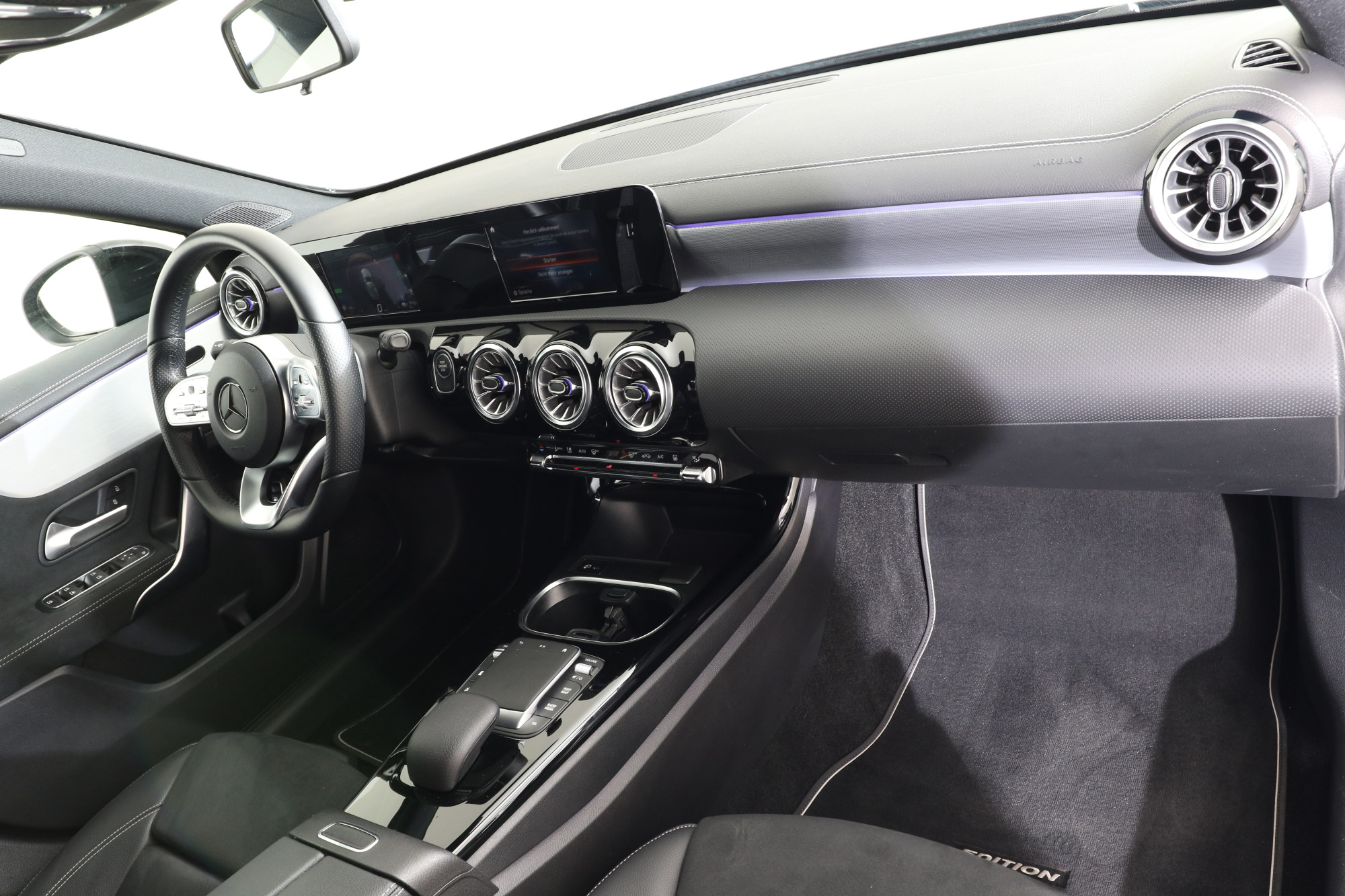 Mercedes-Benz A 250 - Bild 8