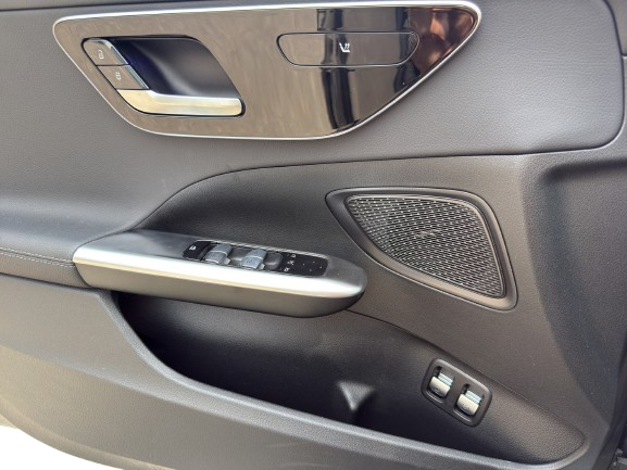 Mercedes-Benz C 300 e - Bild 10